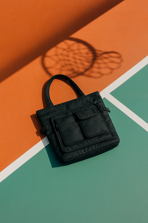 travel tote bag for women and men travel tote bag, streetwear tote bag, travel bags, spacious tote bags, trending bags,